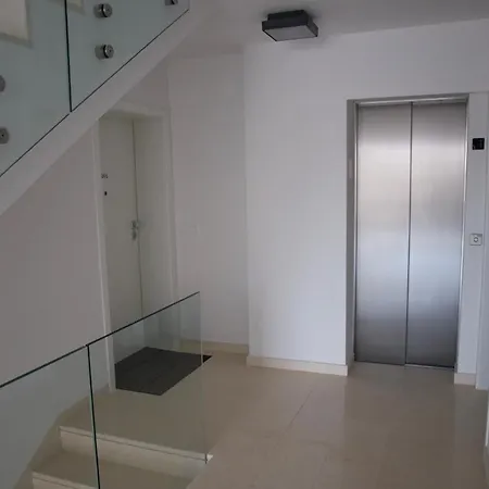 Apartment Nikola Luxury Borik Zadar