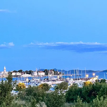 Nikola Luxury Borik Apartment *